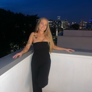 Meet your Posher, Cailiosa